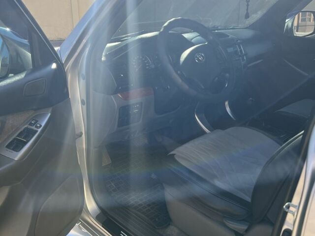 Серый Тойота Ленд Крузер Прадо 120, объемом двигателя 2.7 л и пробегом 202 тыс. км за 13800 $, фото 6 на Automoto.ua