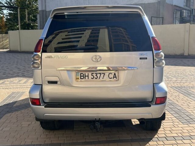 Серый Тойота Ленд Крузер Прадо 120, объемом двигателя 2.7 л и пробегом 202 тыс. км за 13800 $, фото 2 на Automoto.ua
