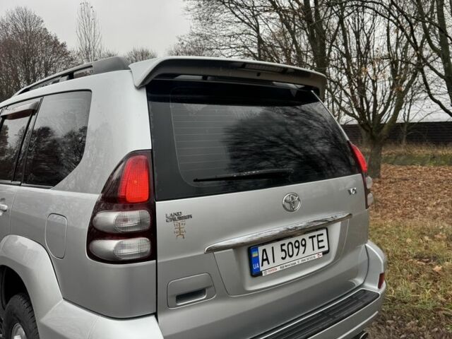 Серый Тойота Ленд Крузер Прадо 120, объемом двигателя 4 л и пробегом 193 тыс. км за 15900 $, фото 1 на Automoto.ua