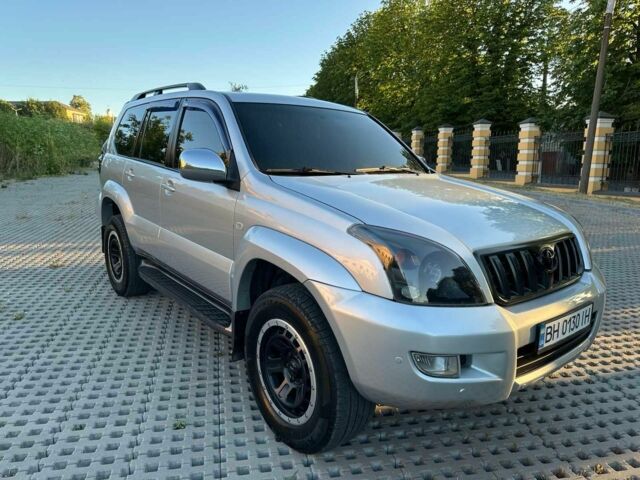 Сірий Тойота Ленд Крузер Прадо 120, об'ємом двигуна 4 л та пробігом 250 тис. км за 17500 $, фото 3 на Automoto.ua