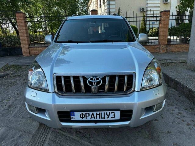 Сірий Тойота Ленд Крузер Прадо 120, об'ємом двигуна 4 л та пробігом 150 тис. км за 19000 $, фото 1 на Automoto.ua