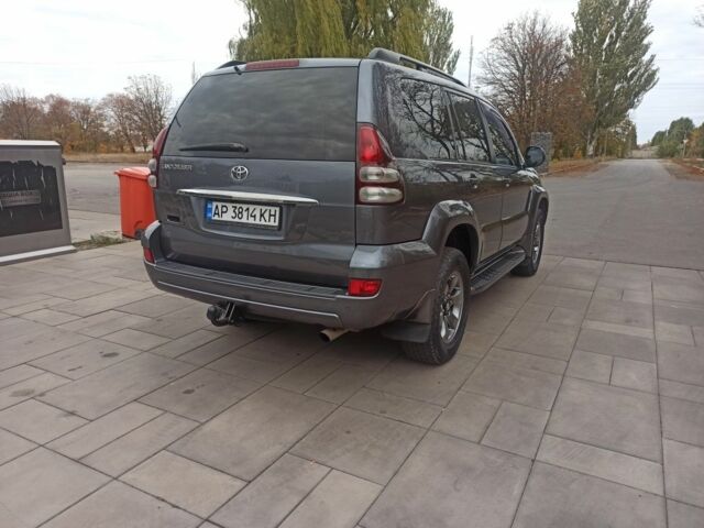 Серый Тойота Ленд Крузер Прадо 120, объемом двигателя 4 л и пробегом 280 тыс. км за 15800 $, фото 3 на Automoto.ua