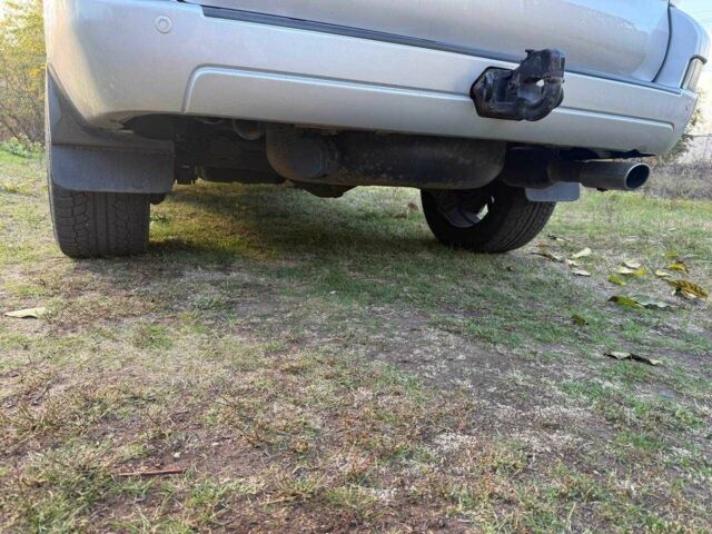 Серый Тойота Ленд Крузер Прадо 120, объемом двигателя 4 л и пробегом 171 тыс. км за 18000 $, фото 15 на Automoto.ua