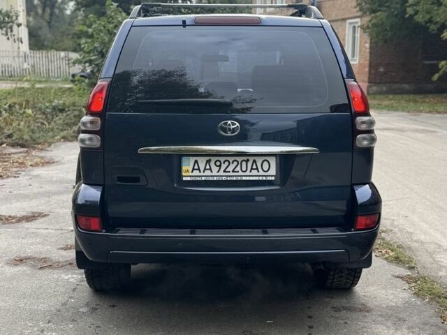 Синий Тойота Ленд Крузер Прадо 120, объемом двигателя 4 л и пробегом 337 тыс. км за 14300 $, фото 2 на Automoto.ua