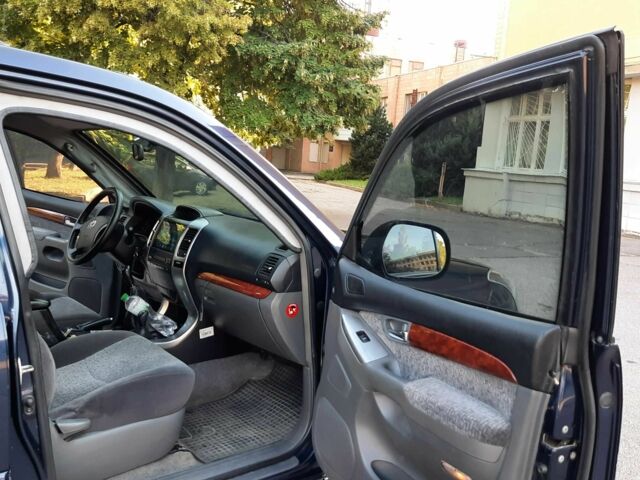 Синій Тойота Ленд Крузер Прадо 120, об'ємом двигуна 3 л та пробігом 300 тис. км за 43500 $, фото 20 на Automoto.ua