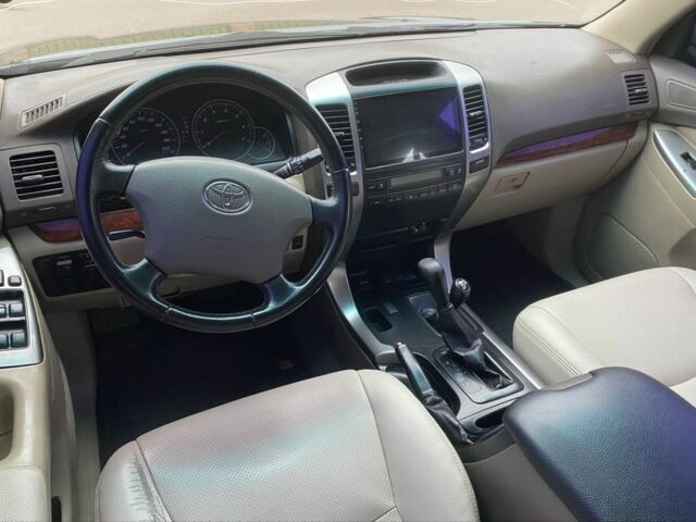 Зелений Тойота Ленд Крузер Прадо 120, об'ємом двигуна 2.7 л та пробігом 260 тис. км за 9999 $, фото 12 на Automoto.ua