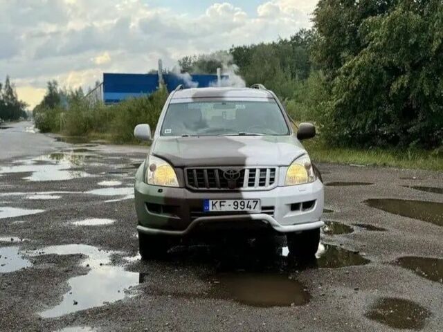 Зеленый Тойота Ленд Крузер Прадо 120, объемом двигателя 3 л и пробегом 224 тыс. км за 3100 $, фото 1 на Automoto.ua