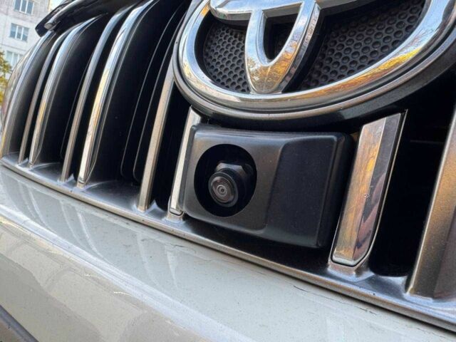 Белый Тойота Ленд Крузер Прадо 150, объемом двигателя 3 л и пробегом 202 тыс. км за 23900 $, фото 18 на Automoto.ua