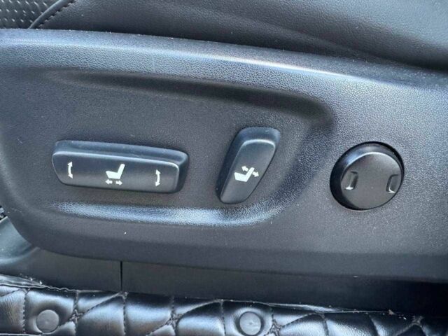 Белый Тойота Ленд Крузер Прадо 150, объемом двигателя 3 л и пробегом 202 тыс. км за 23900 $, фото 8 на Automoto.ua