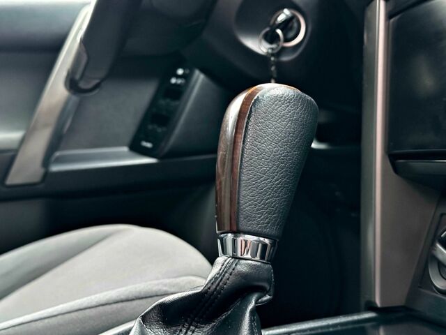 Белый Тойота Ленд Крузер Прадо 150, объемом двигателя 2.7 л и пробегом 180 тыс. км за 20500 $, фото 18 на Automoto.ua