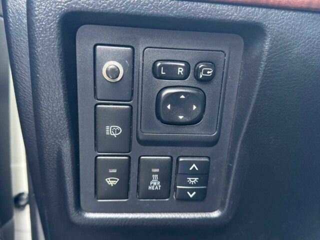 Белый Тойота Ленд Крузер Прадо 150, объемом двигателя 3 л и пробегом 202 тыс. км за 23900 $, фото 13 на Automoto.ua