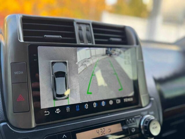 Белый Тойота Ленд Крузер Прадо 150, объемом двигателя 3 л и пробегом 202 тыс. км за 23900 $, фото 17 на Automoto.ua