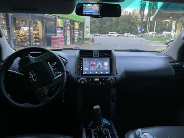 Белый Тойота Ленд Крузер Прадо 150, объемом двигателя 2.7 л и пробегом 233 тыс. км за 19000 $, фото 7 на Automoto.ua