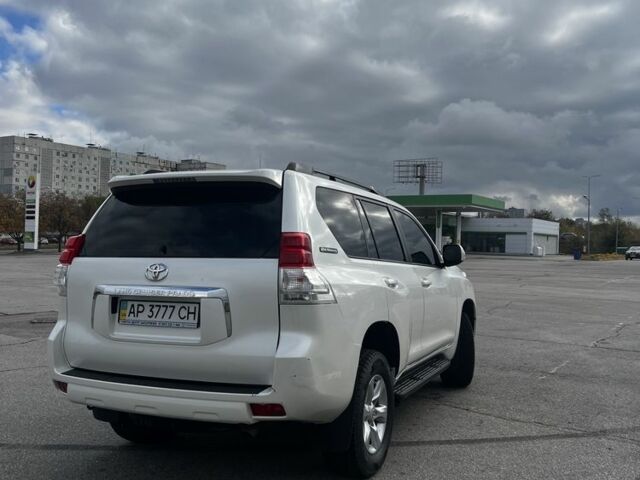Тойота Ленд Крузер Прадо 150 2012 в Запорожье на Automoto.ua Белый Тойота Ленд Крузер Прадо 150, объемом двигателя 2.7 л и пробегом 38 тыс. км за 29000 $, фото 1 на Automoto.ua