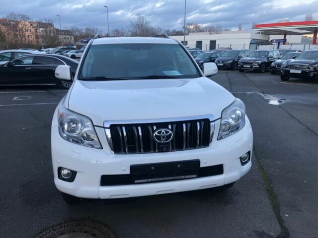 Білий Тойота Ленд Крузер Прадо 150, об'ємом двигуна 3 л та пробігом 112 тис. км за 13200 $, фото 1 на Automoto.ua