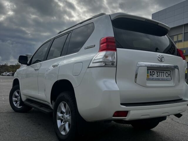 Тойота Ленд Крузер Прадо 150 2012 в Запорожье на Automoto.ua Белый Тойота Ленд Крузер Прадо 150, объемом двигателя 2.7 л и пробегом 38 тыс. км за 29000 $, фото 17 на Automoto.ua