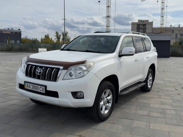 Білий Тойота Ленд Крузер Прадо 150, об'ємом двигуна 3 л та пробігом 208 тис. км за 27300 $, фото 4 на Automoto.ua