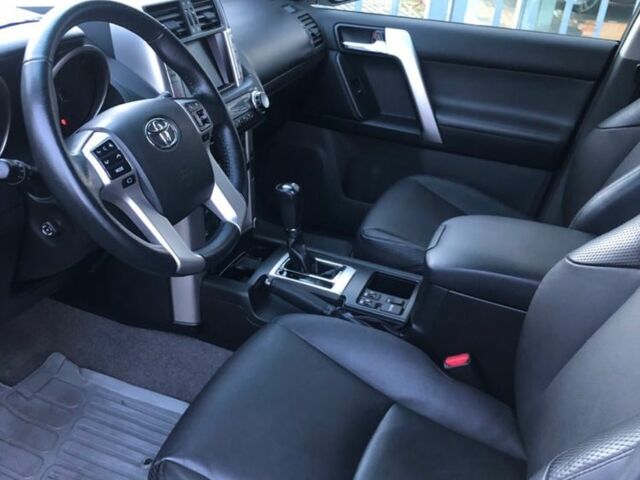 Білий Тойота Ленд Крузер Прадо 150, об'ємом двигуна 3 л та пробігом 112 тис. км за 13200 $, фото 17 на Automoto.ua