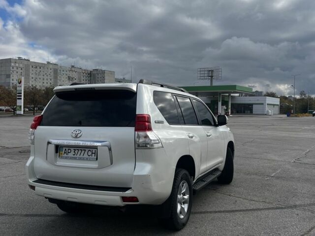 Тойота Ленд Крузер Прадо 150 2012 в Запорожье на Automoto.ua Белый Тойота Ленд Крузер Прадо 150, объемом двигателя 2.7 л и пробегом 38 тыс. км за 29000 $, фото 20 на Automoto.ua