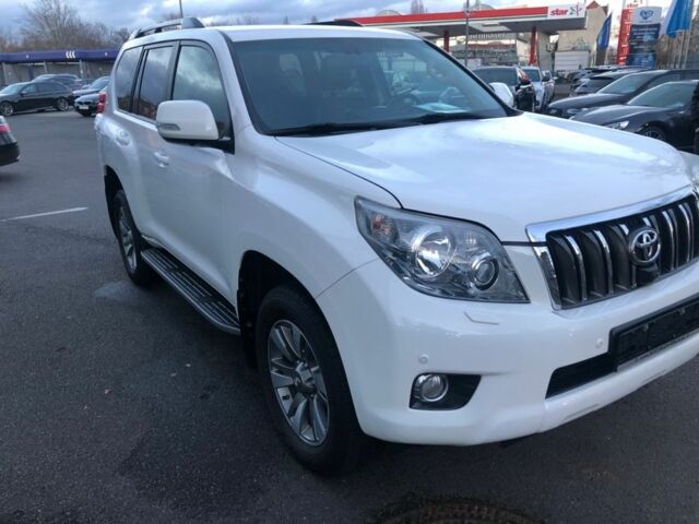 Белый Тойота Ленд Крузер Прадо 150, объемом двигателя 3 л и пробегом 121 тыс. км за 12800 $, фото 23 на Automoto.ua