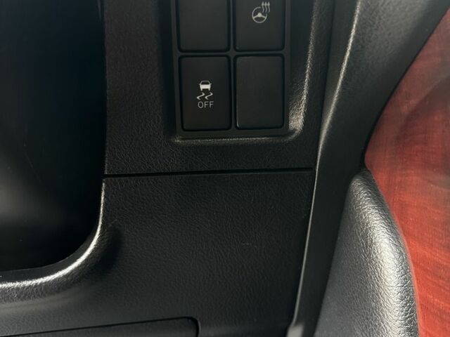 Белый Тойота Ленд Крузер Прадо 150, объемом двигателя 3 л и пробегом 148 тыс. км за 27500 $, фото 21 на Automoto.ua