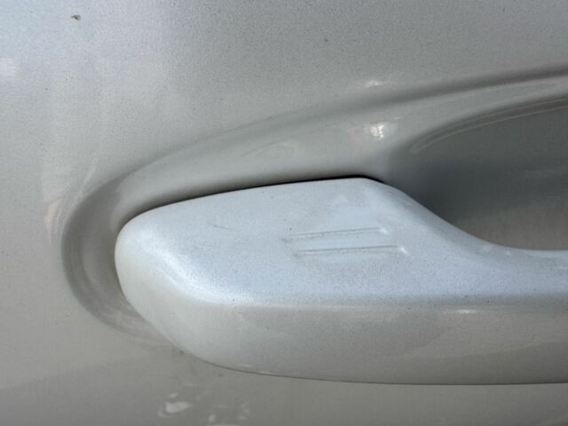 Белый Тойота Ленд Крузер Прадо 150, объемом двигателя 3 л и пробегом 257 тыс. км за 27500 $, фото 12 на Automoto.ua