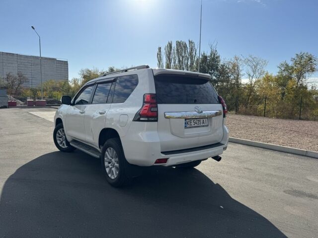 Белый Тойота Ленд Крузер Прадо 150, объемом двигателя 3 л и пробегом 257 тыс. км за 27500 $, фото 4 на Automoto.ua