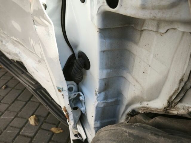 Белый Тойота Ленд Крузер Прадо 150, объемом двигателя 2.8 л и пробегом 156 тыс. км за 22000 $, фото 16 на Automoto.ua