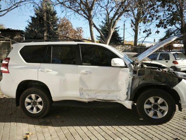 Белый Тойота Ленд Крузер Прадо 150, объемом двигателя 2.8 л и пробегом 156 тыс. км за 22000 $, фото 14 на Automoto.ua