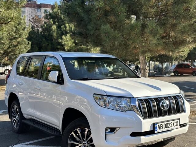 Белый Тойота Ленд Крузер Прадо 150, объемом двигателя 2.7 л и пробегом 59 тыс. км за 34000 $, фото 1 на Automoto.ua