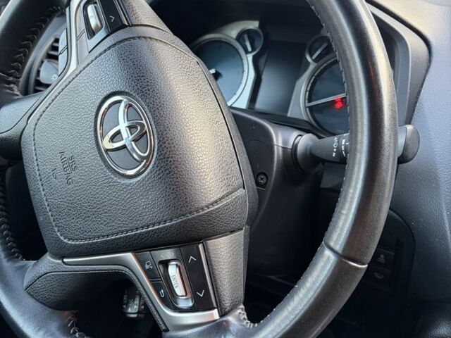 Белый Тойота Ленд Крузер Прадо 150, объемом двигателя 2.8 л и пробегом 98 тыс. км за 35333 $, фото 10 на Automoto.ua