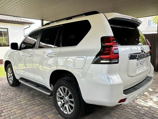 Білий Тойота Ленд Крузер Прадо 150, об'ємом двигуна 2.8 л та пробігом 101 тис. км за 40000 $, фото 2 на Automoto.ua