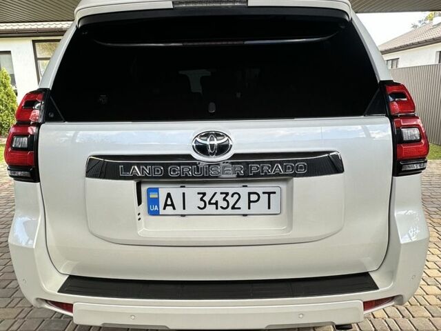 Білий Тойота Ленд Крузер Прадо 150, об'ємом двигуна 2.8 л та пробігом 101 тис. км за 40000 $, фото 6 на Automoto.ua