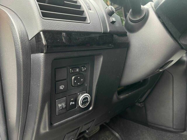 Білий Тойота Ленд Крузер Прадо 150, об'ємом двигуна 0 л та пробігом 80 тис. км за 36500 $, фото 12 на Automoto.ua