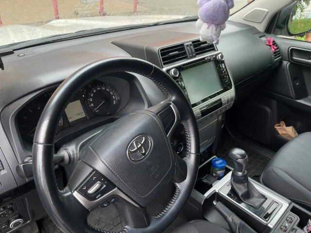 Білий Тойота Ленд Крузер Прадо 150, об'ємом двигуна 0 л та пробігом 80 тис. км за 36500 $, фото 9 на Automoto.ua