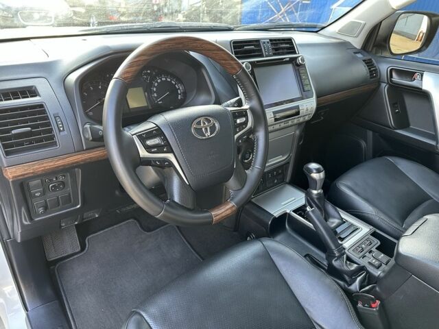 Білий Тойота Ленд Крузер Прадо 150, об'ємом двигуна 4 л та пробігом 132 тис. км за 39900 $, фото 11 на Automoto.ua