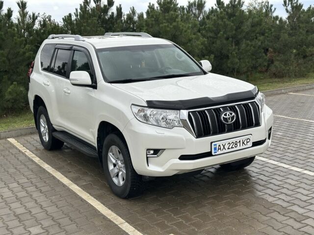 Білий Тойота Ленд Крузер Прадо 150, об'ємом двигуна 4 л та пробігом 70 тис. км за 39999 $, фото 5 на Automoto.ua
