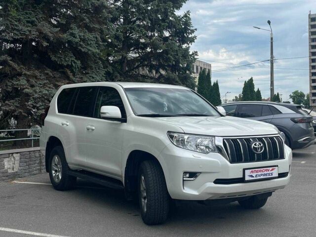 Білий Тойота Ленд Крузер Прадо 150, об'ємом двигуна 0 л та пробігом 80 тис. км за 36500 $, фото 2 на Automoto.ua