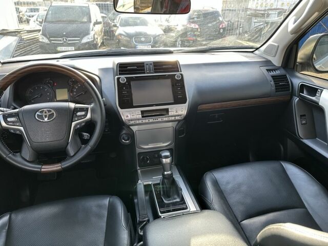 Білий Тойота Ленд Крузер Прадо 150, об'ємом двигуна 4 л та пробігом 132 тис. км за 39900 $, фото 21 на Automoto.ua