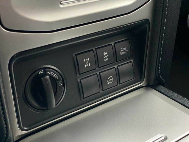 Білий Тойота Ленд Крузер Прадо 150, об'ємом двигуна 4 л та пробігом 130 тис. км за 44490 $, фото 20 на Automoto.ua