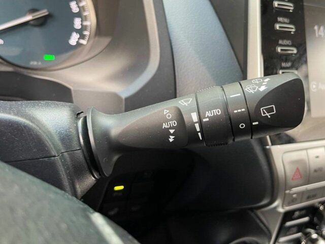 Белый Тойота Ленд Крузер Прадо 150, объемом двигателя 4 л и пробегом 38 тыс. км за 55000 $, фото 16 на Automoto.ua