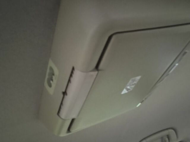 Бежевий Тойота Ленд Крузер Прадо 150, об'ємом двигуна 2.7 л та пробігом 180 тис. км за 24999 $, фото 7 на Automoto.ua