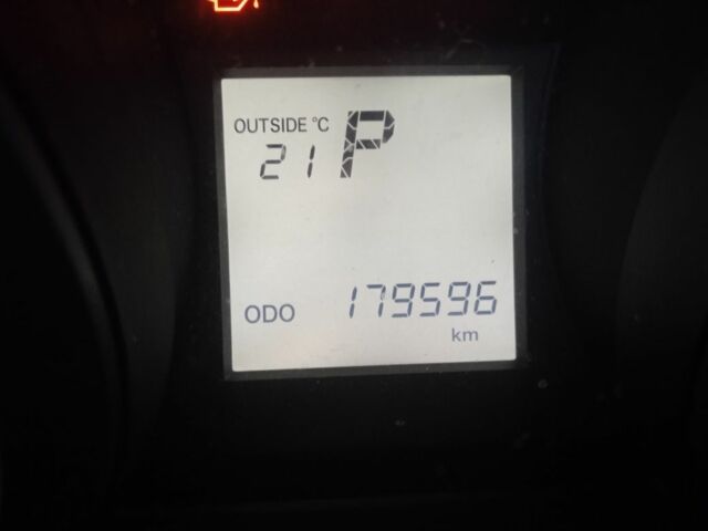 Бежевий Тойота Ленд Крузер Прадо 150, об'ємом двигуна 2.7 л та пробігом 180 тис. км за 24999 $, фото 4 на Automoto.ua