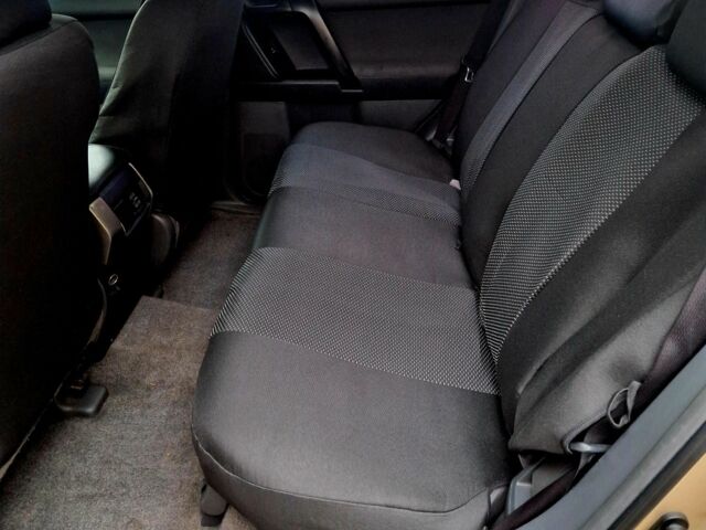 Бежевий Тойота Ленд Крузер Прадо 150, об'ємом двигуна 3 л та пробігом 459 тис. км за 21600 $, фото 2 на Automoto.ua