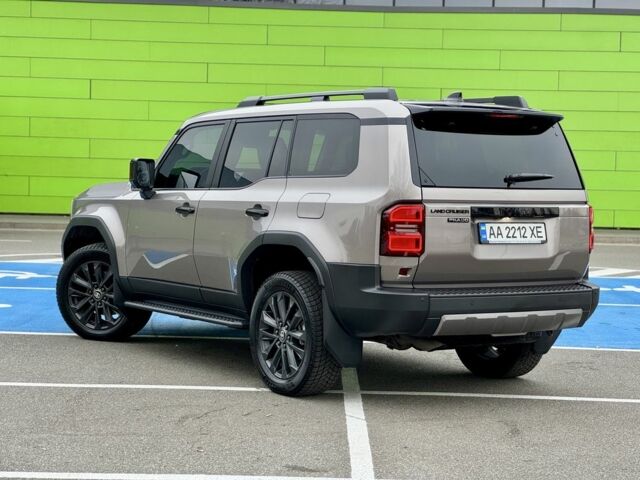 Бежевый Тойота Ленд Крузер Прадо 150, объемом двигателя 2.8 л и пробегом 15 тыс. км за 67900 $, фото 5 на Automoto.ua