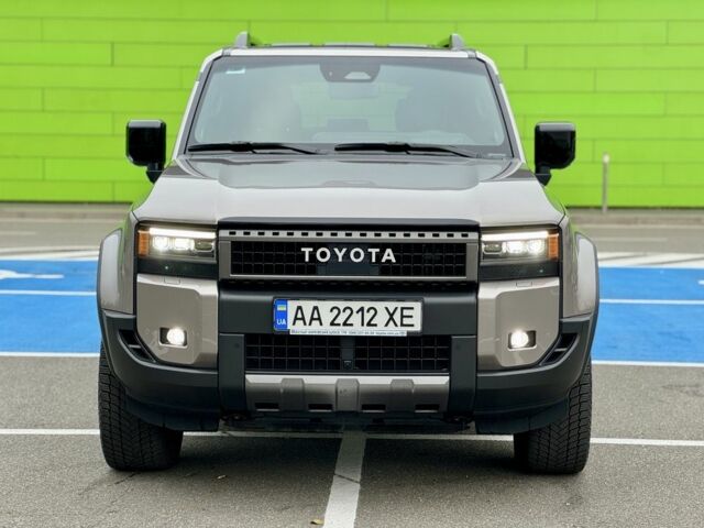 Бежевый Тойота Ленд Крузер Прадо 150, объемом двигателя 2.8 л и пробегом 15 тыс. км за 67900 $, фото 1 на Automoto.ua