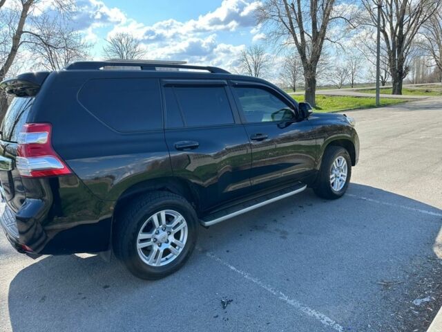 Черный Тойота Ленд Крузер Прадо 150, объемом двигателя 4 л и пробегом 231 тыс. км за 26500 $, фото 5 на Automoto.ua