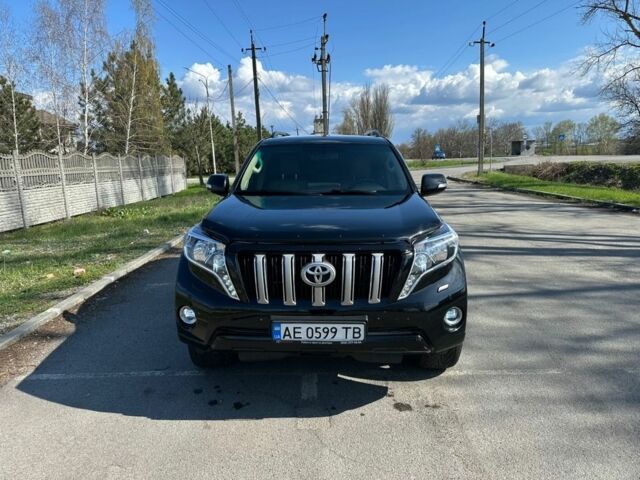 Черный Тойота Ленд Крузер Прадо 150, объемом двигателя 4 л и пробегом 231 тыс. км за 26500 $, фото 3 на Automoto.ua
