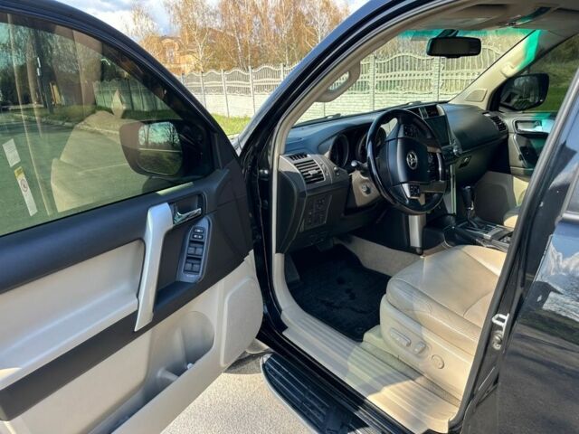 Черный Тойота Ленд Крузер Прадо 150, объемом двигателя 4 л и пробегом 231 тыс. км за 26500 $, фото 9 на Automoto.ua