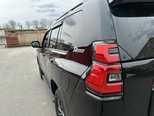 Чорний Тойота Ленд Крузер Прадо 150, об'ємом двигуна 2.7 л та пробігом 125 тис. км за 25999 $, фото 15 на Automoto.ua